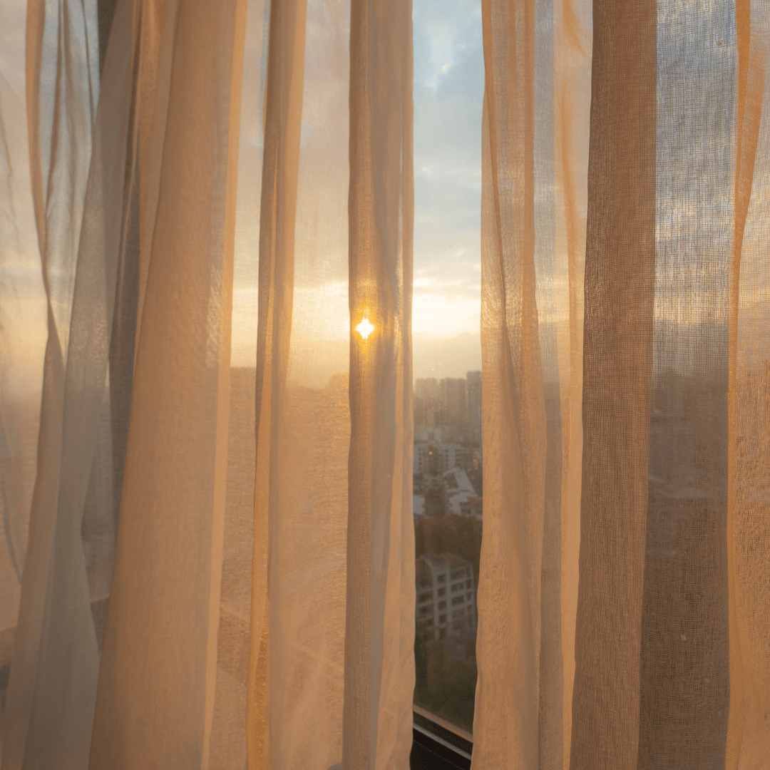 proteger las cortinas en verano